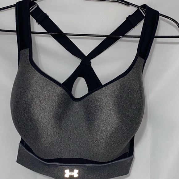 UNDER ARMOUR SPORTS BRA SIZE 36DD ADJUSTABLE CRISS CROSS STAPS BLACK GRAY CLEAN - Picture 4 of 10